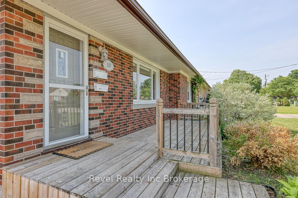 Photo 21 of 157 Ninth Avenue, Kitchener — HOMEH