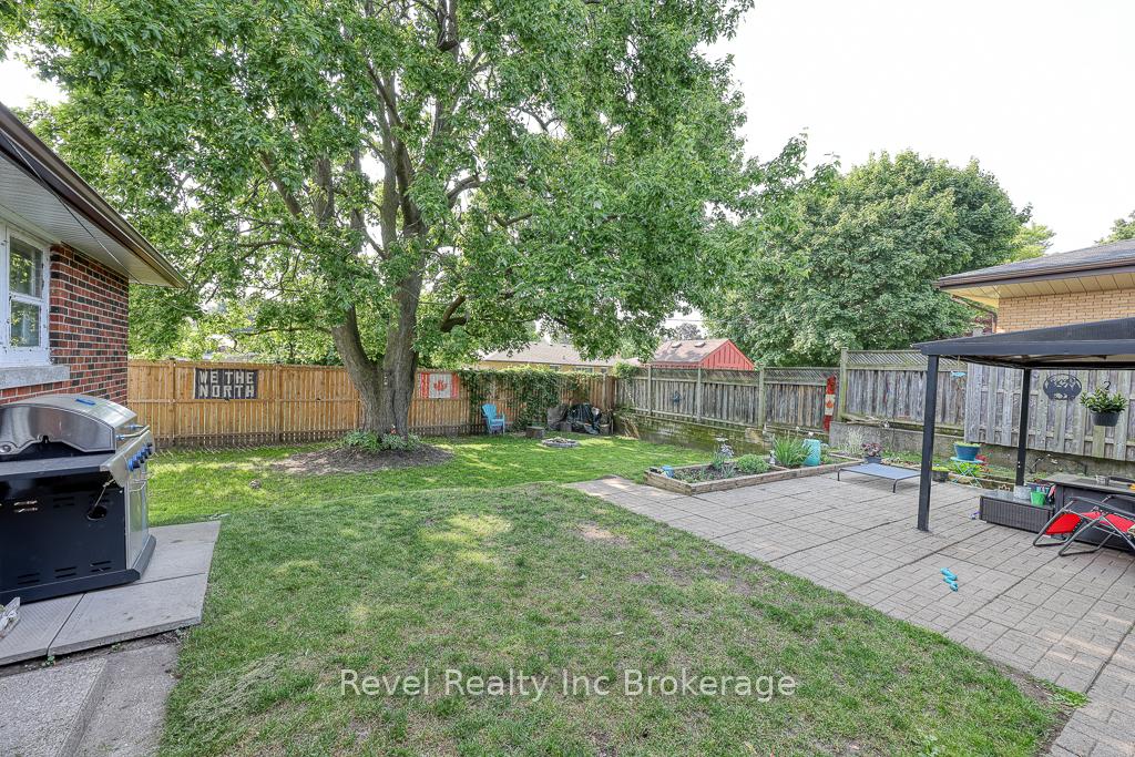 Photo 23 of 157 Ninth Avenue, Kitchener — HOMEH