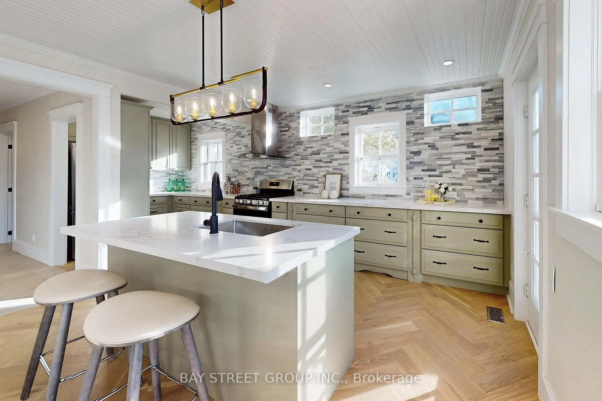 Photo 8 of 236 Main Street, Markham, Unionville — HOMEH