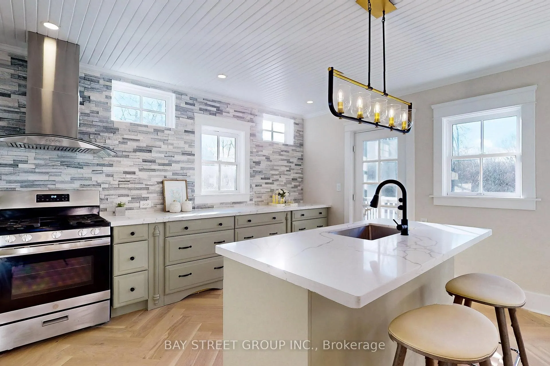 Photo 9 of 236 Main Street, Markham, Unionville — HOMEH