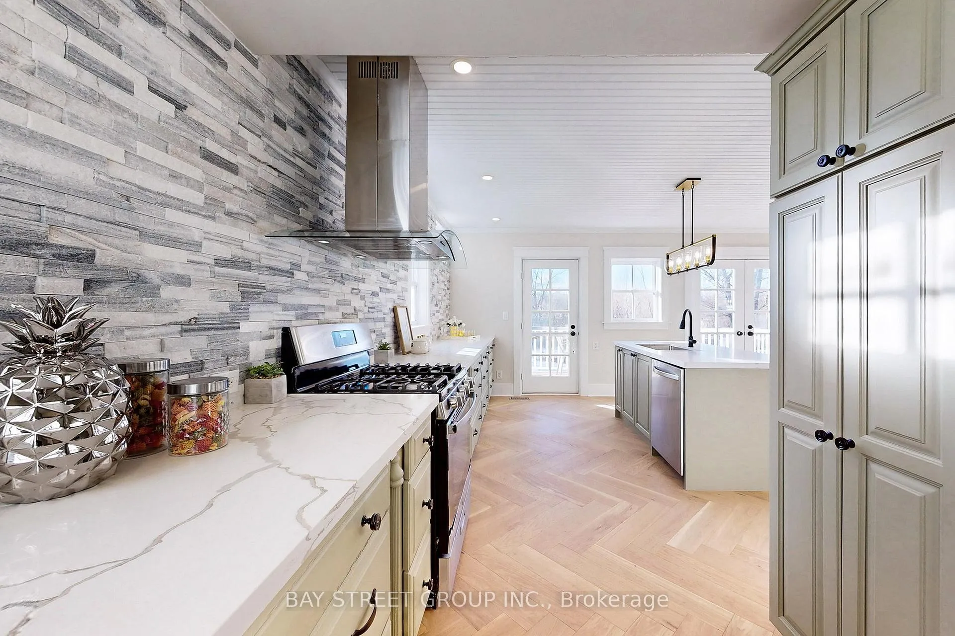 Photo 12 of 236 Main Street, Markham, Unionville — HOMEH