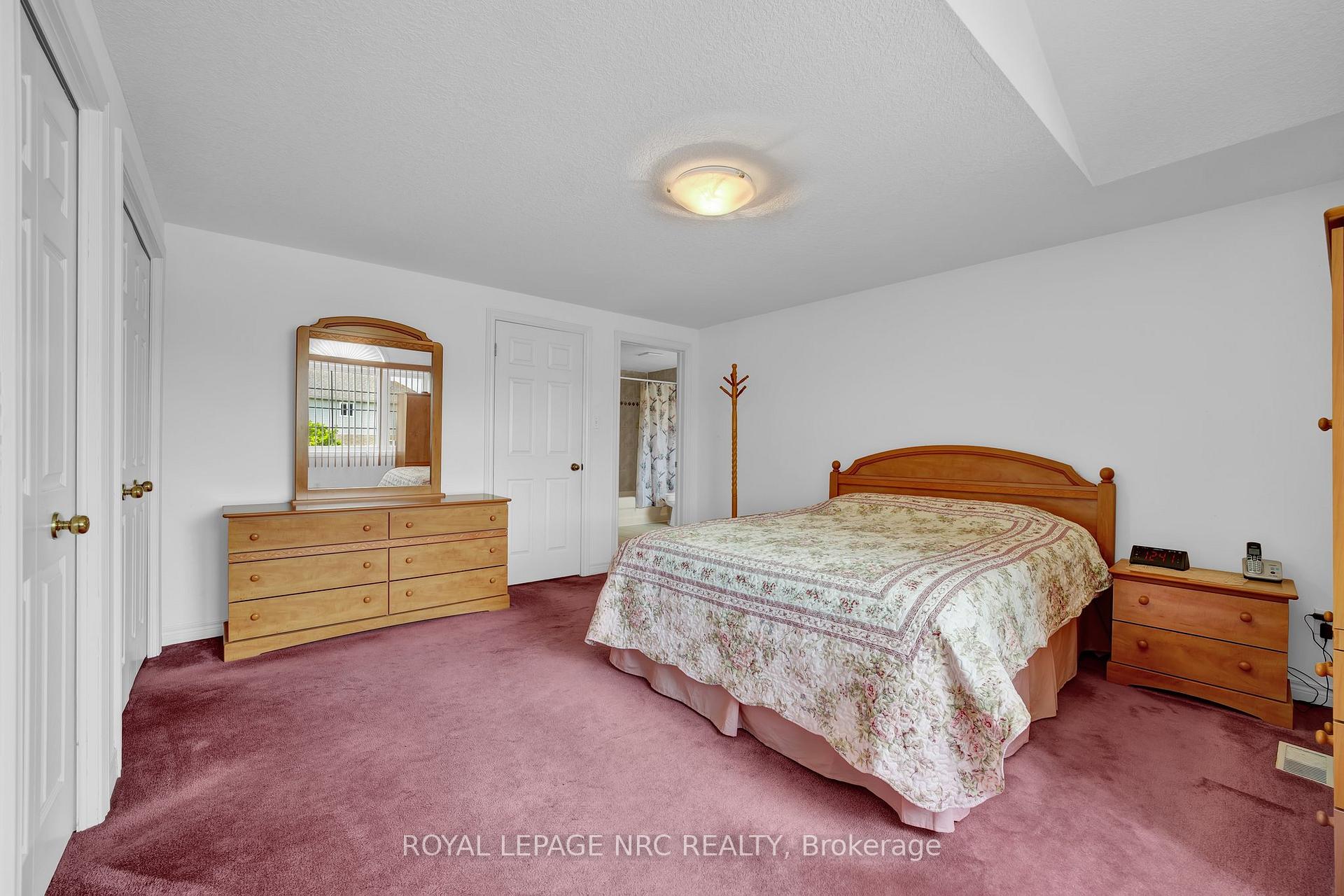 Photo 28 of 27 Hollyridge Crescent, Kitchener — HOMEH