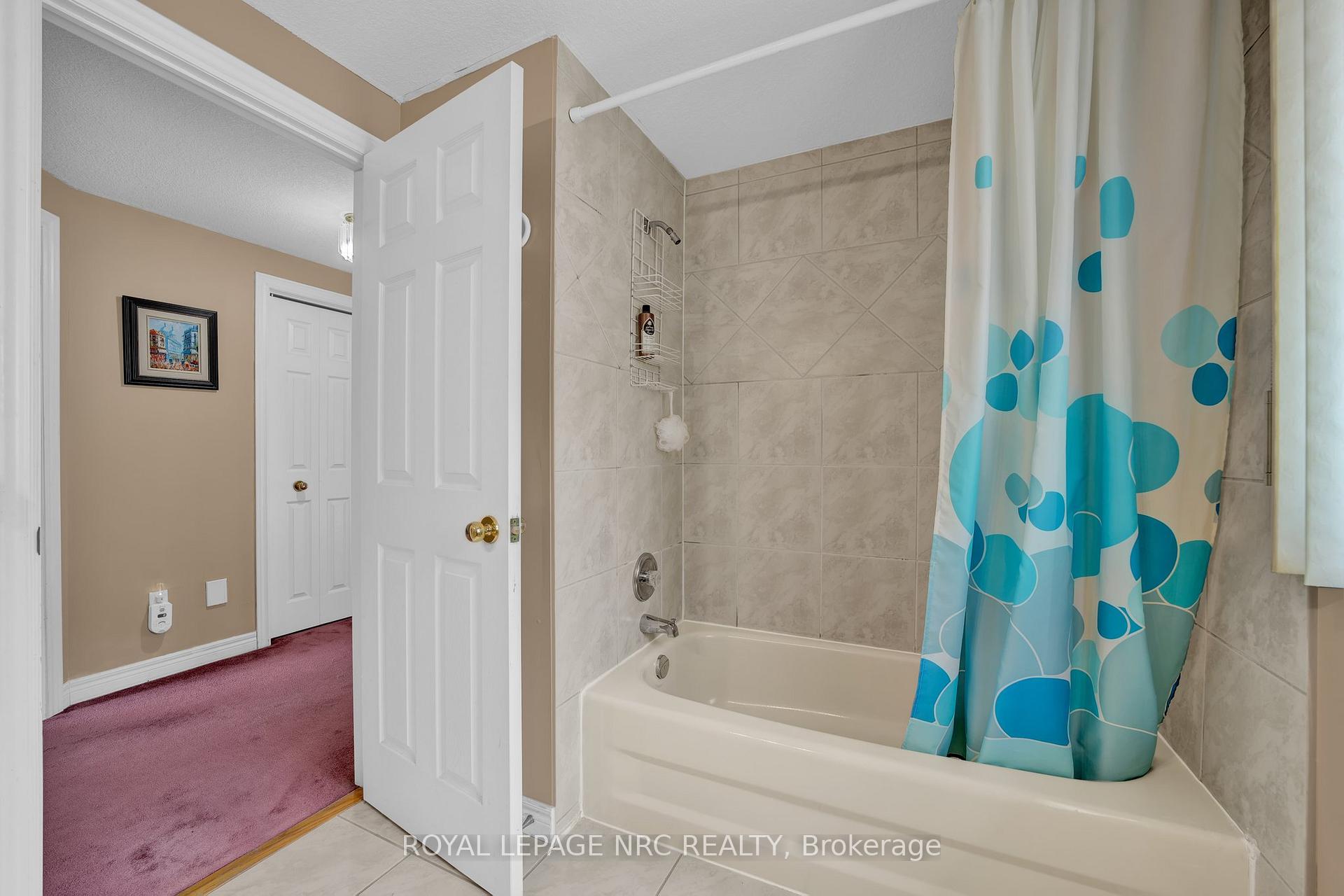Photo 30 of 27 Hollyridge Crescent, Kitchener — HOMEH