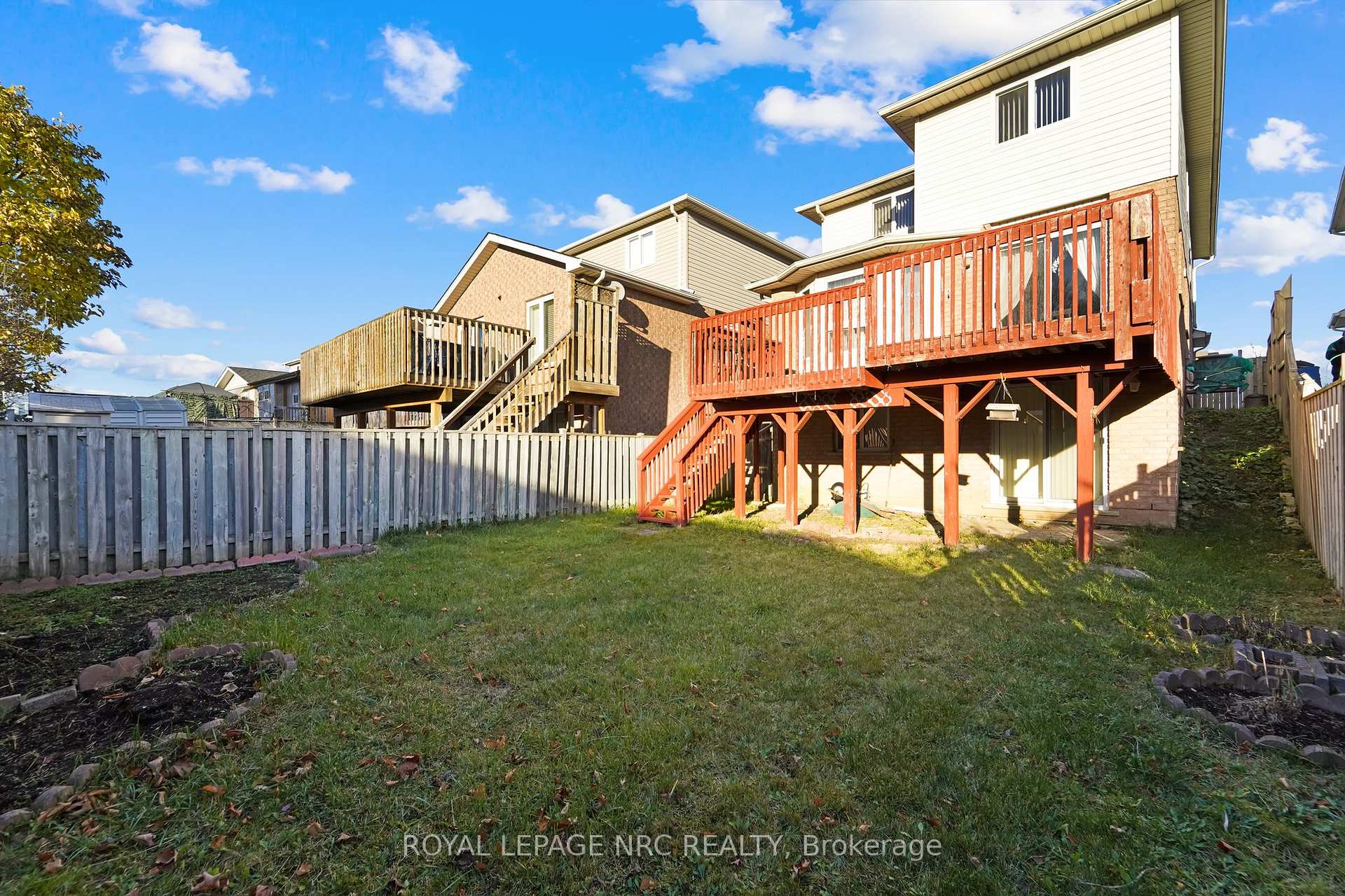 Photo 38 of 27 Hollyridge Crescent, Kitchener — HOMEH