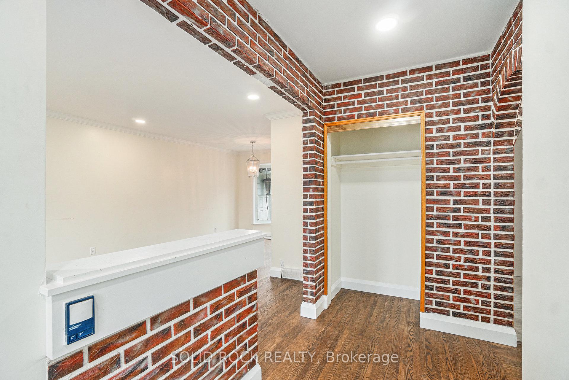 Photo 4 of 196 Morrena Road, Ottawa, Kanata - Glencairn/Hazeldean — HOMEH