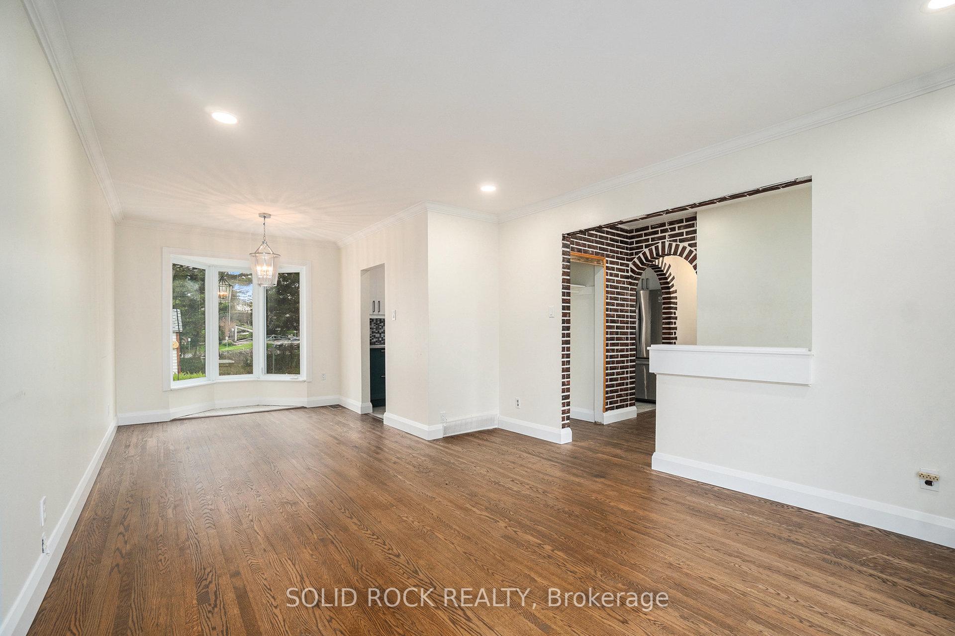 Photo 6 of 196 Morrena Road, Ottawa, Kanata - Glencairn/Hazeldean — HOMEH