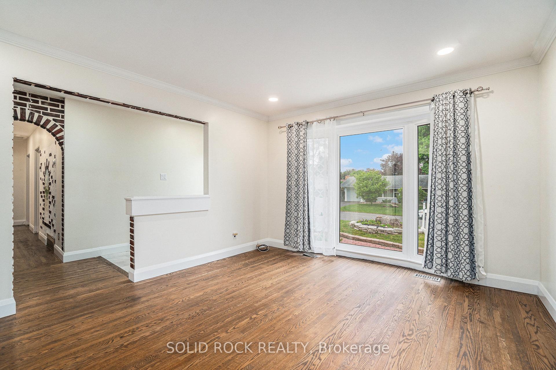 Photo 9 of 196 Morrena Road, Ottawa, Kanata - Glencairn/Hazeldean — HOMEH