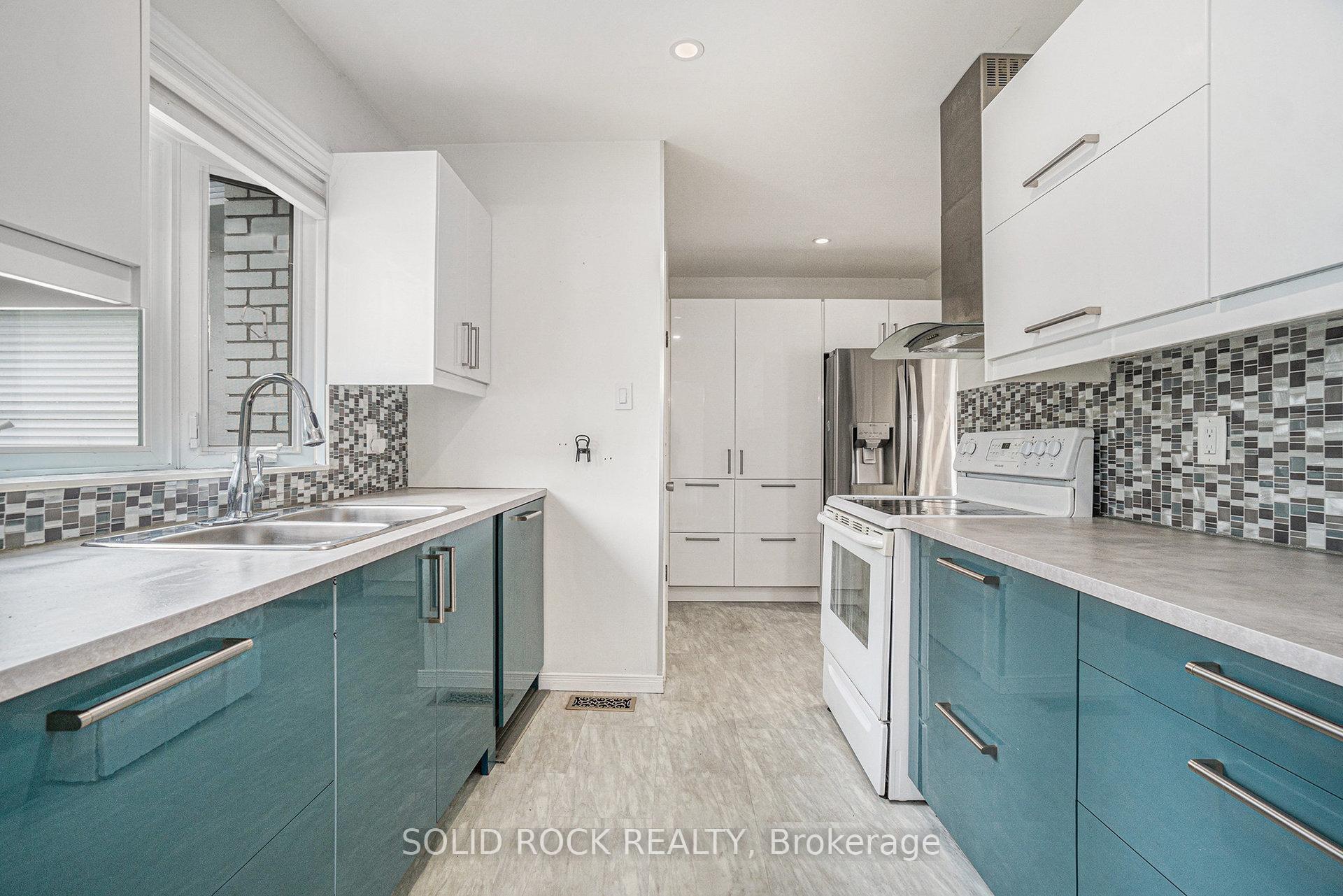 Photo 11 of 196 Morrena Road, Ottawa, Kanata - Glencairn/Hazeldean — HOMEH