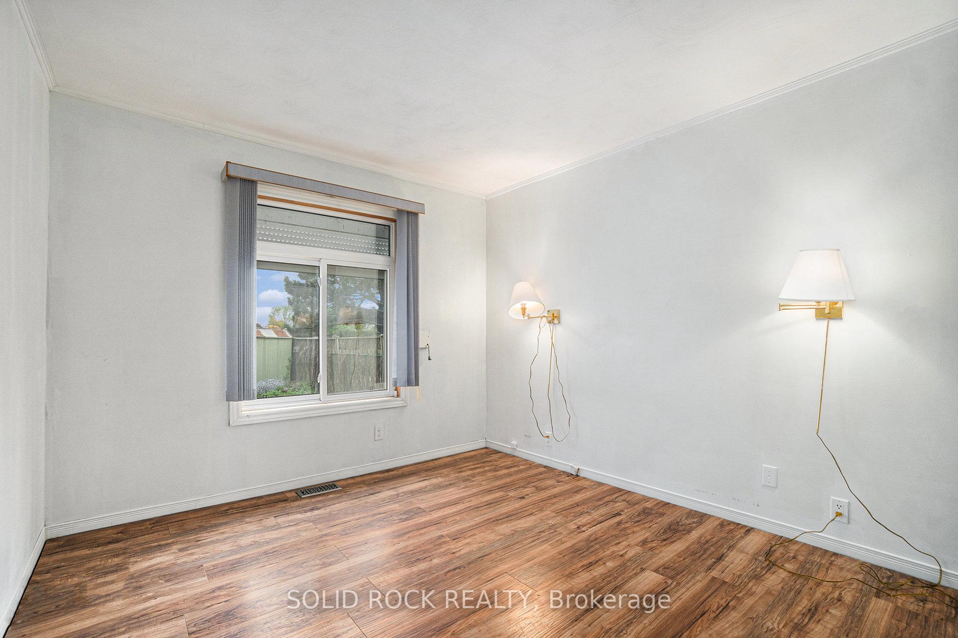 Photo 16 of 196 Morrena Road, Ottawa, Kanata - Glencairn/Hazeldean — HOMEH