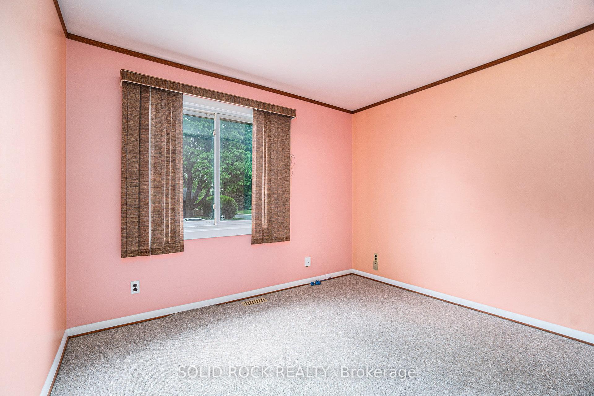 Photo 22 of 196 Morrena Road, Ottawa, Kanata - Glencairn/Hazeldean — HOMEH