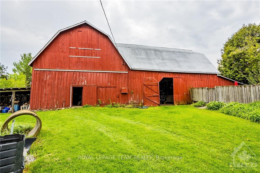 Photo 13 of 246 Heritage Drive, Montague, Montague Twp — HOMEH