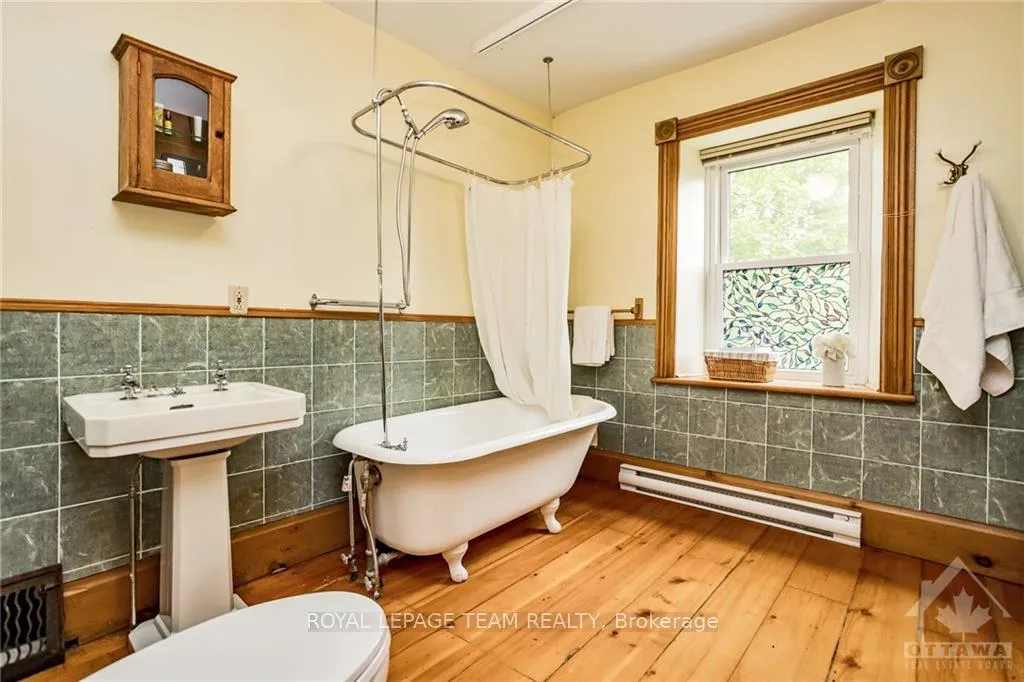 Photo 16 of 246 Heritage Drive, Montague, Montague Twp — HOMEH