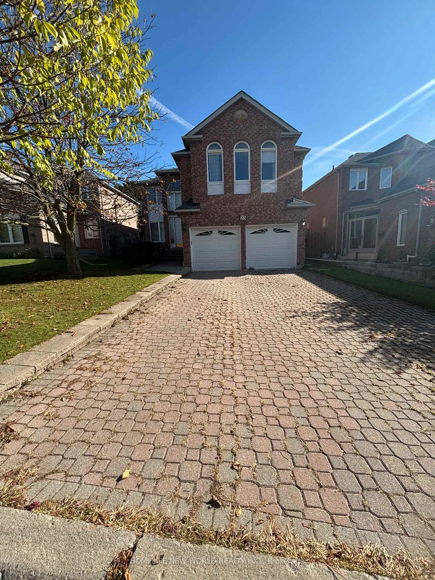 Front of 25 Westmoreland Court