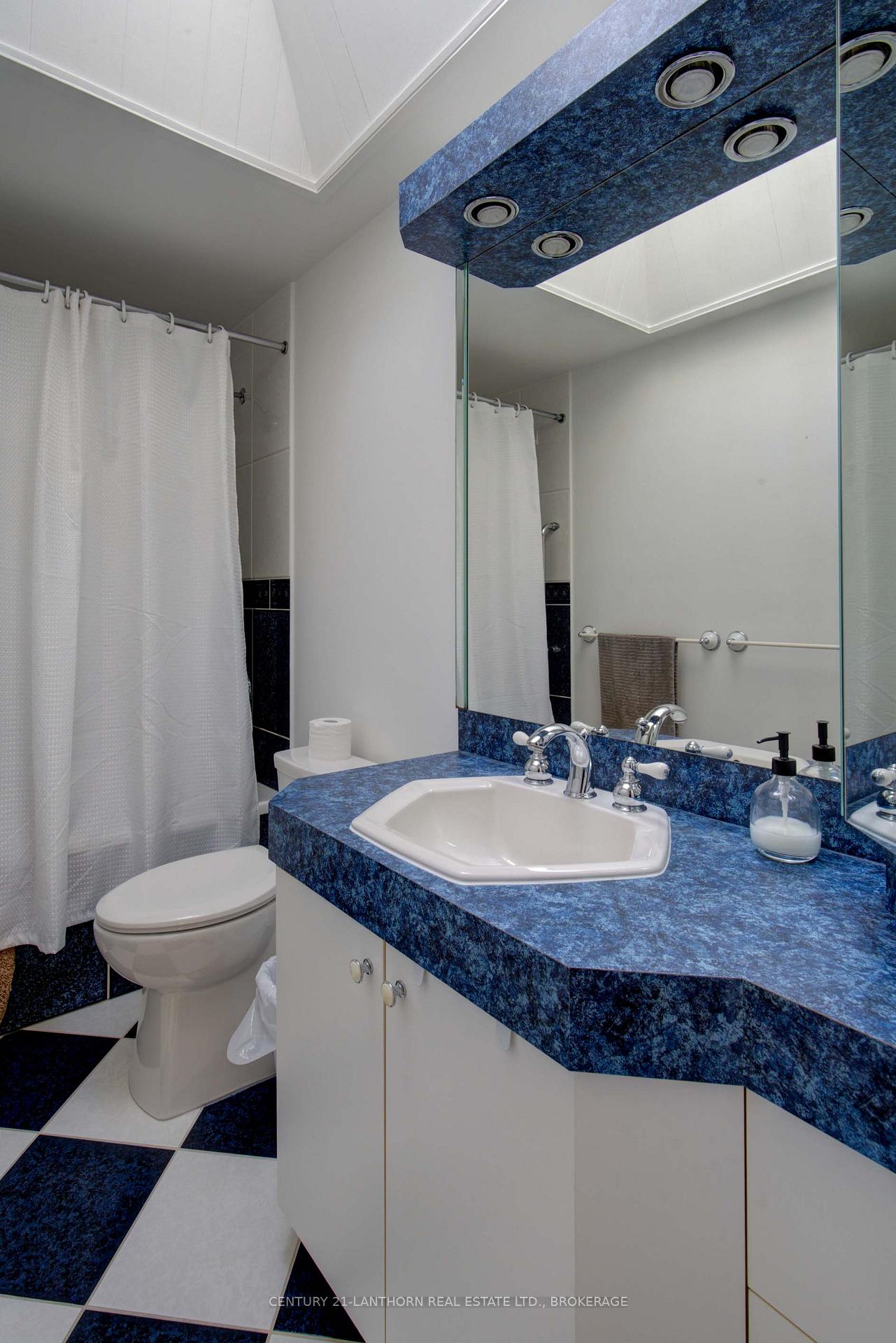 Photo 26 of 788 Whiteoak Crescent, Kingston, City Northwest — HOMEH