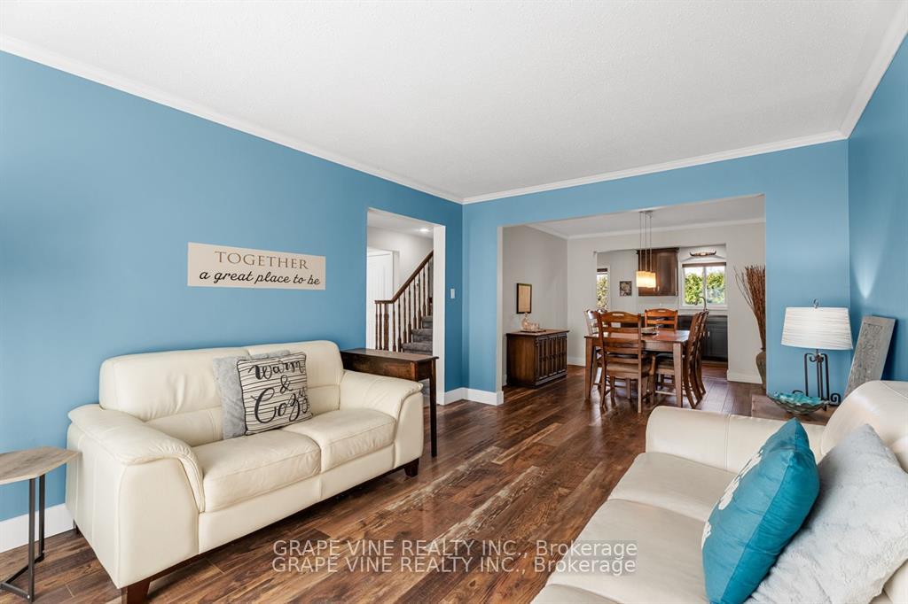 Photo 7 of 35 Bluemeadow Way, Ottawa, Kanata - Bridlewood — HOMEH