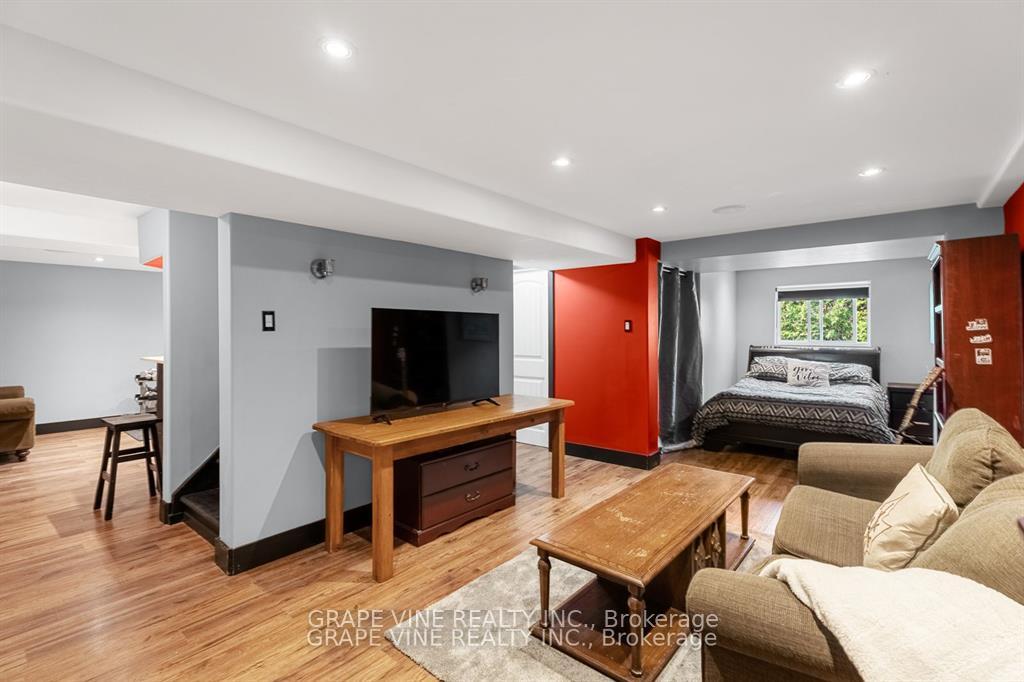 Photo 29 of 35 Bluemeadow Way, Ottawa, Kanata - Bridlewood — HOMEH