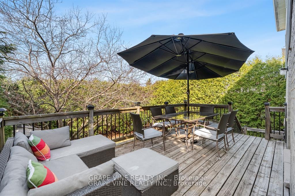 Photo 30 of 35 Bluemeadow Way, Ottawa, Kanata - Bridlewood — HOMEH