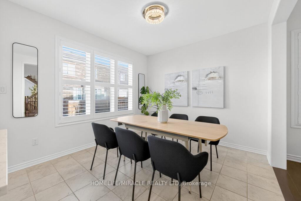 Photo 14 of 1229 Rose Way, Milton, Cobban — HOMEH