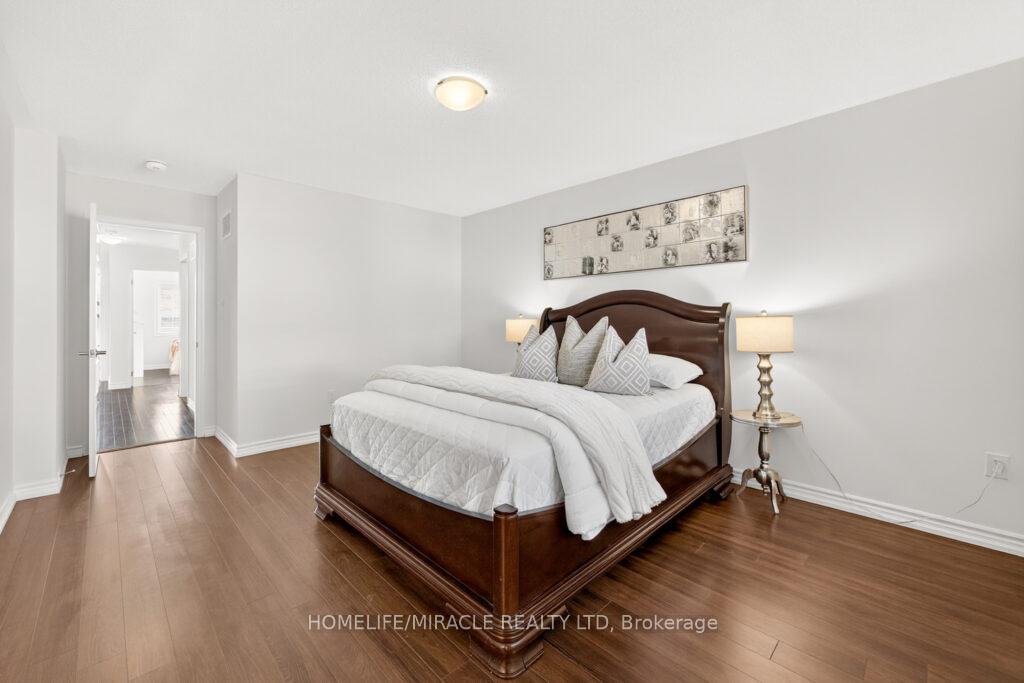 Photo 21 of 1229 Rose Way, Milton, Cobban — HOMEH