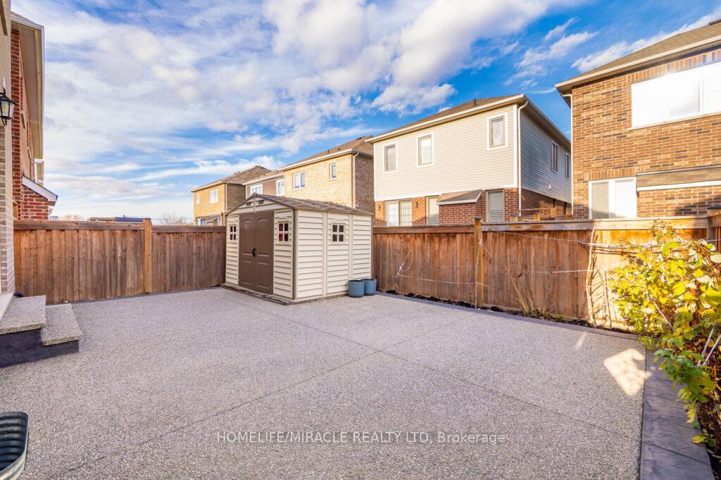 Photo 28 of 1229 Rose Way, Milton, Cobban — HOMEH