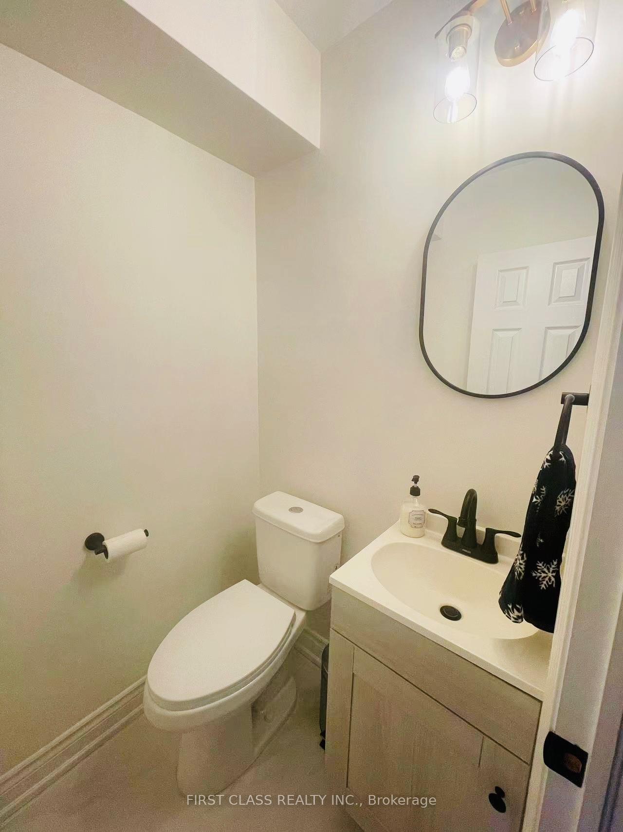 Photo 12 of 22 Willowgate Drive, Markham, Bullock — HOMEH