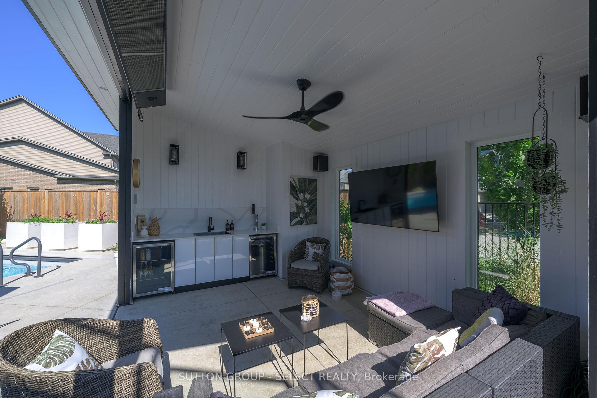 Photo 50 of 7 Valleyview Crescent, Middlesex Centre, Komoka — HOMEH