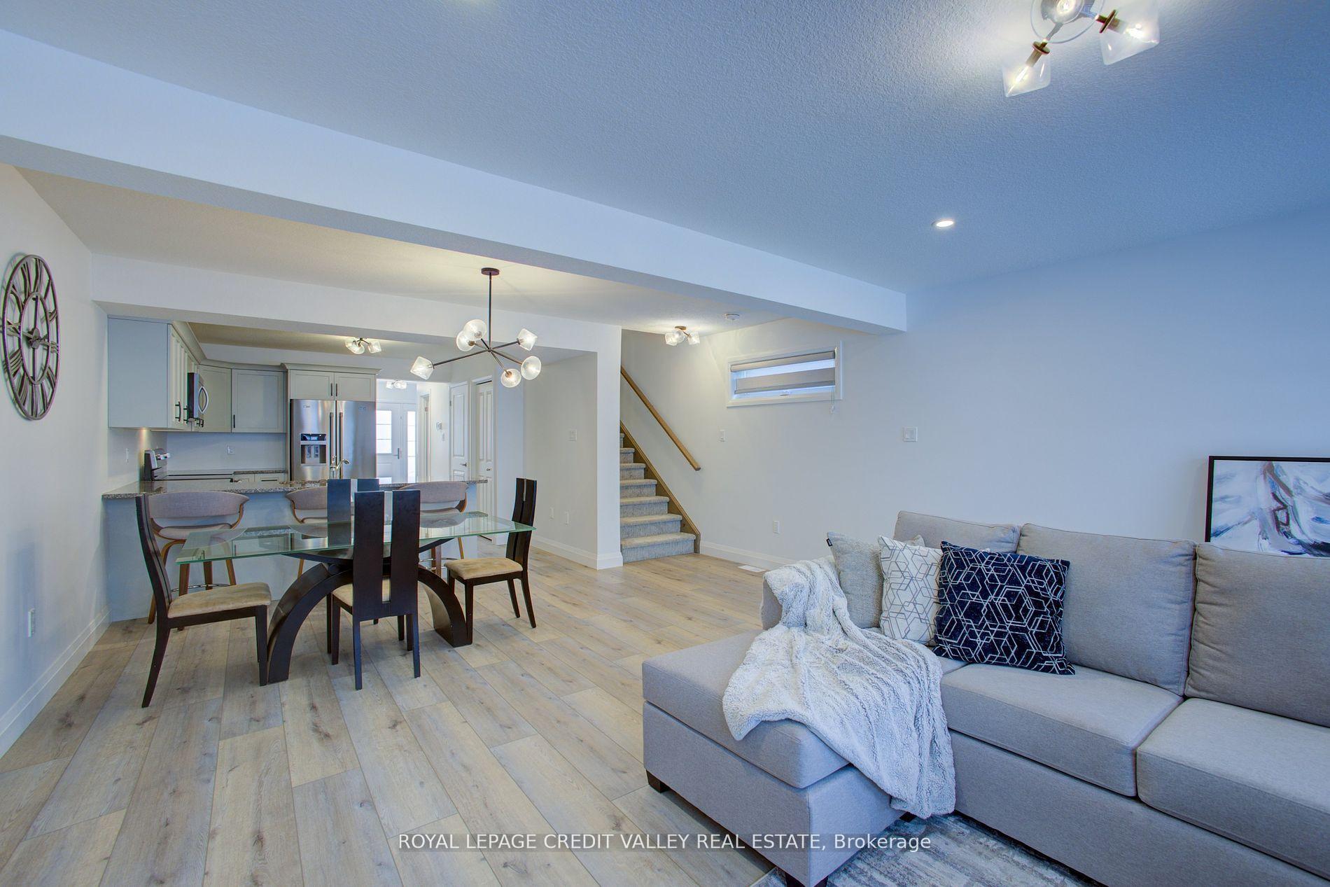 Photo 14 of 111 Stephenson Way, Minto — HOMEH