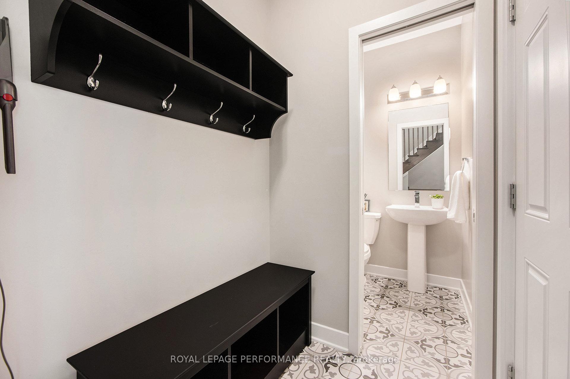 Photo 12 of 586 Triangle Street, Ottawa, Kanata - Emerald Meadows/Trailwest — HOMEH