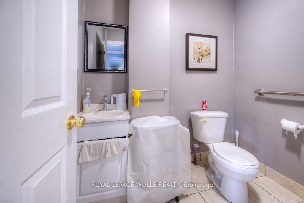Photo 7 of 230 Highland Road W, Kitchener, Cherry Hill — HOMEH