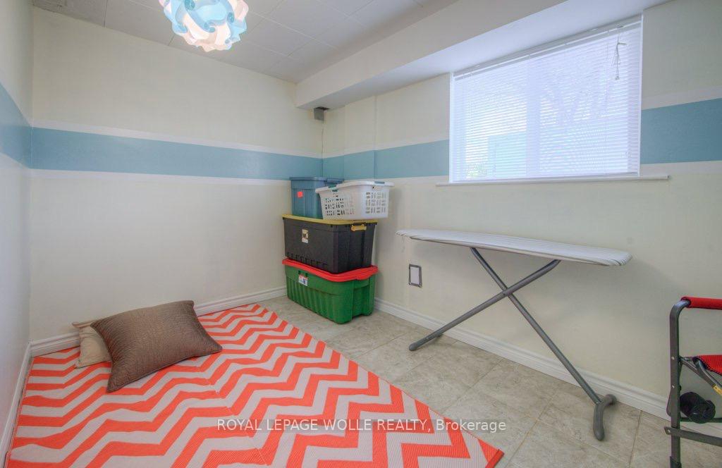 Photo 21 of 230 Highland Road W, Kitchener, Cherry Hill — HOMEH