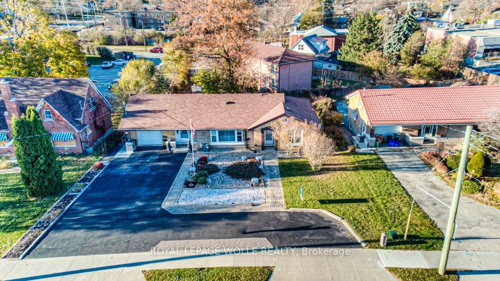 Photo 31 of 230 Highland Road W, Kitchener, Cherry Hill — HOMEH