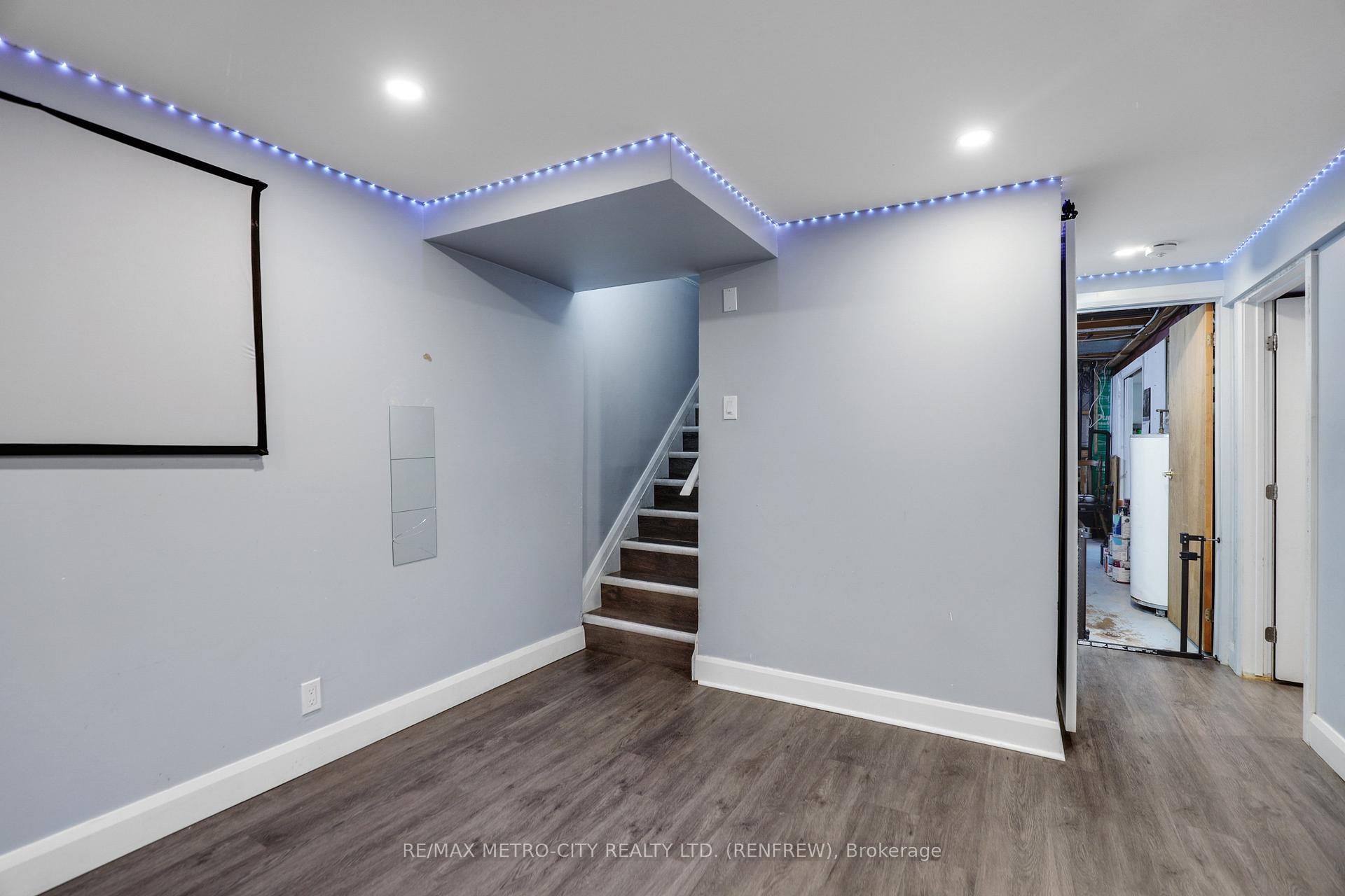 Photo 17 of 71 Stable Way, Ottawa, Kanata - Bridlewood — HOMEH