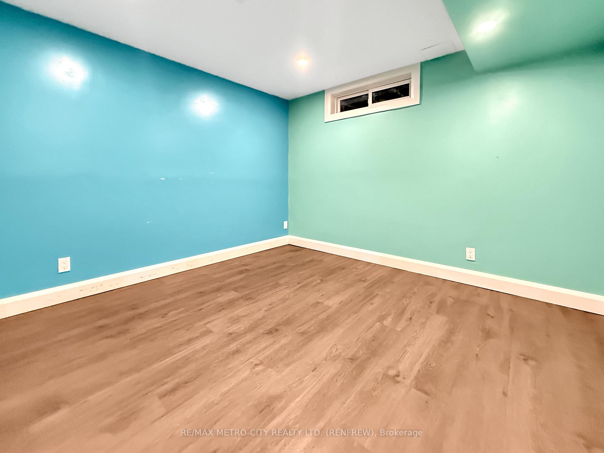 Photo 20 of 71 Stable Way, Ottawa, Kanata - Bridlewood — HOMEH