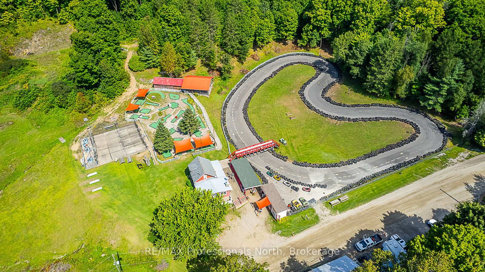 Front of 1063 Ravine Road