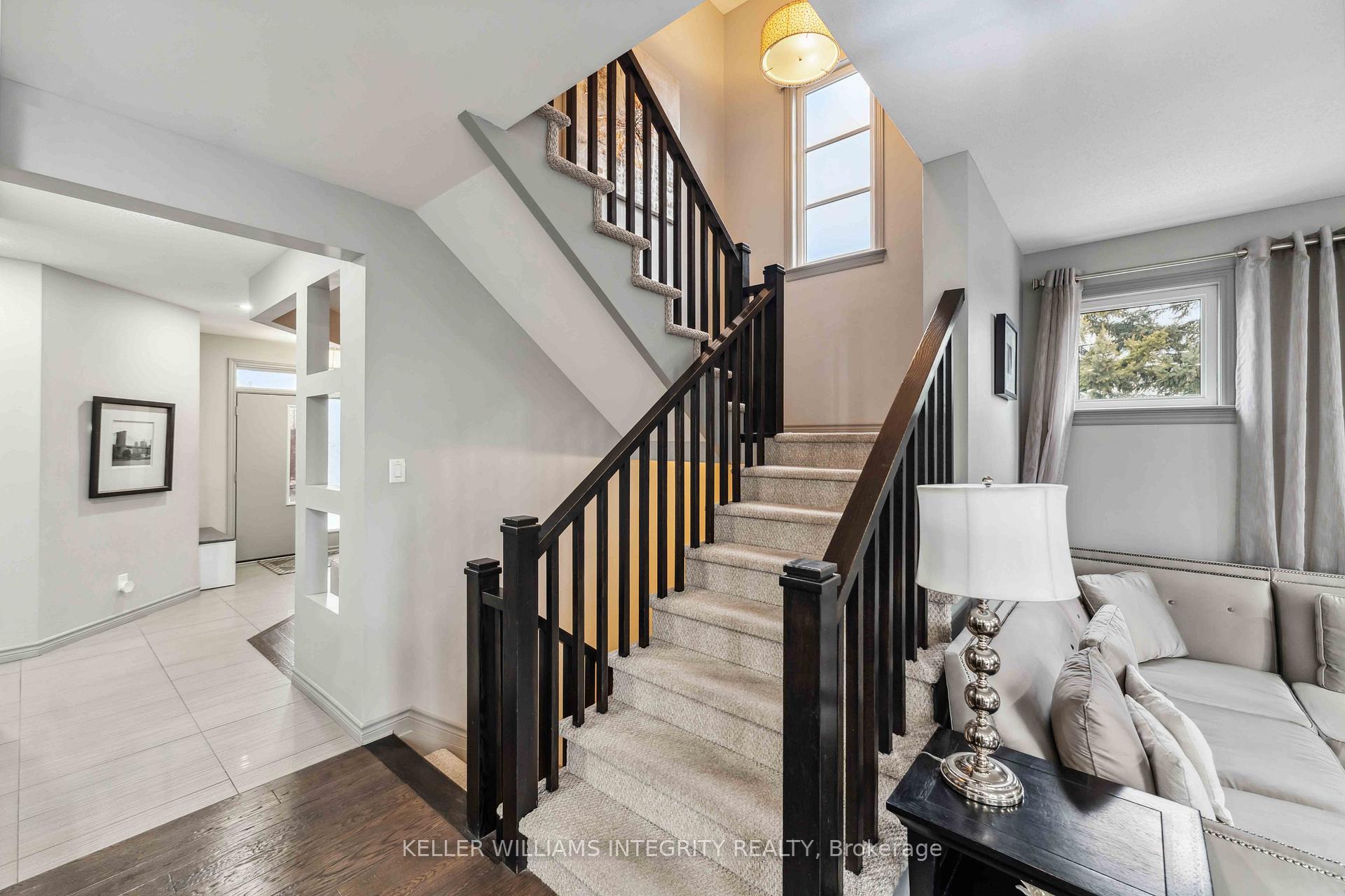 Photo 10 of 100 Westphalian Avenue, Ottawa, Kanata - Emerald Meadows/Trailwest — HOMEH