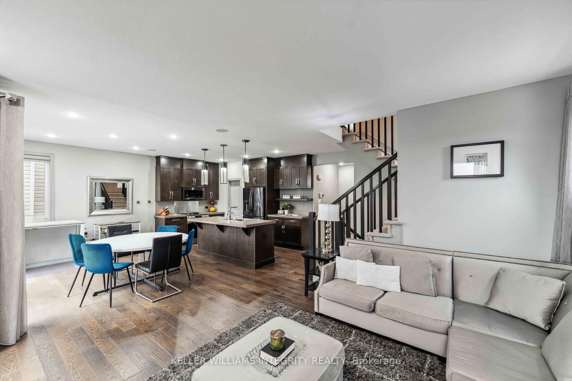 Photo 12 of 100 Westphalian Avenue, Ottawa, Kanata - Emerald Meadows/Trailwest — HOMEH