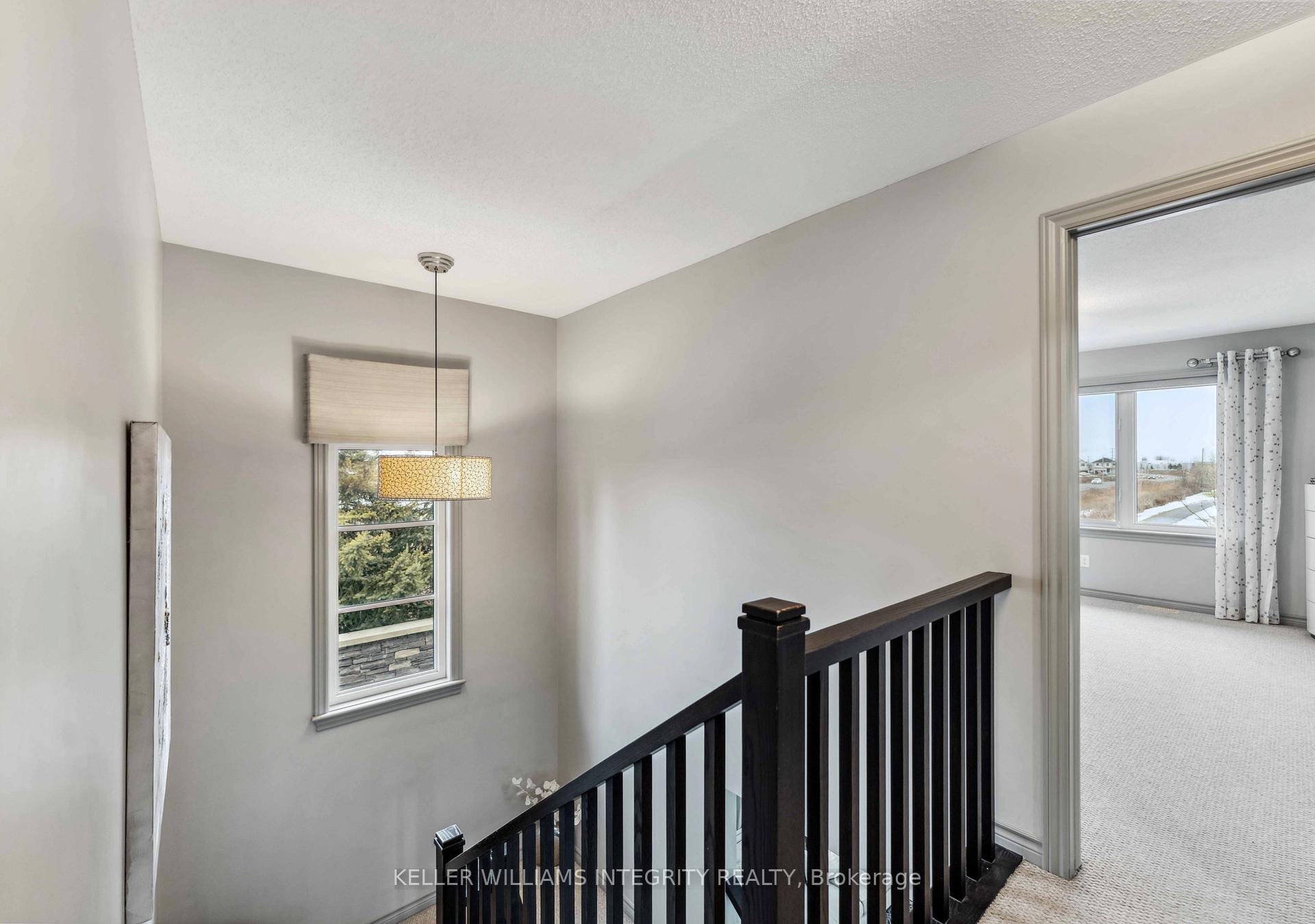 Photo 15 of 100 Westphalian Avenue, Ottawa, Kanata - Emerald Meadows/Trailwest — HOMEH
