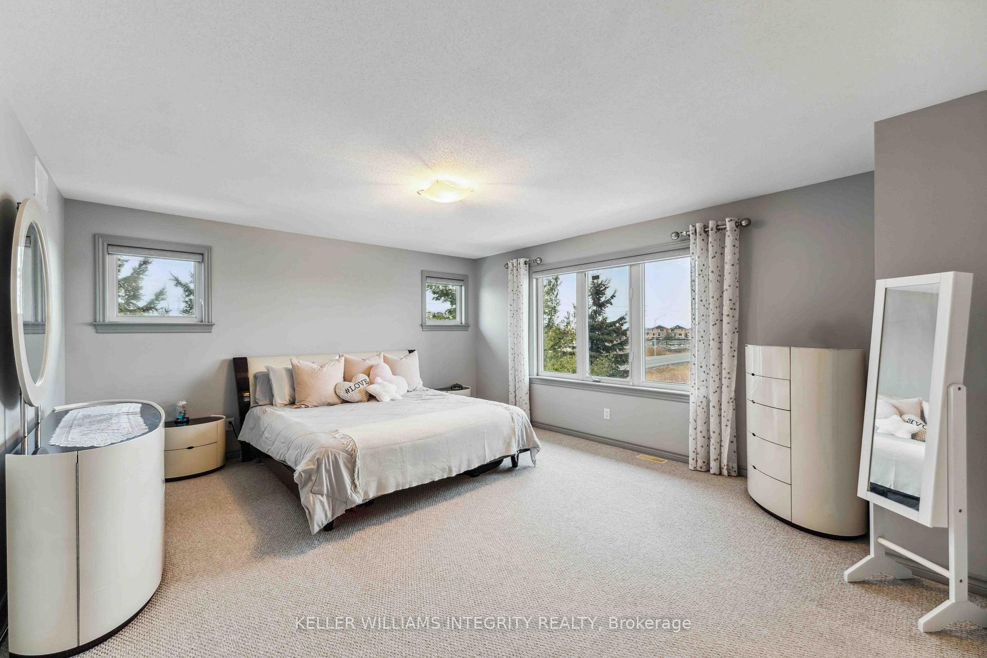 Photo 17 of 100 Westphalian Avenue, Ottawa, Kanata - Emerald Meadows/Trailwest — HOMEH