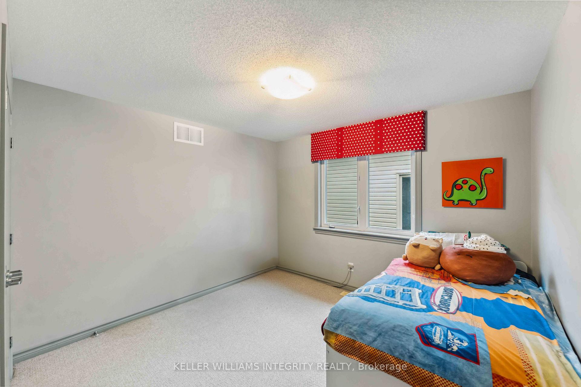 Photo 25 of 100 Westphalian Avenue, Ottawa, Kanata - Emerald Meadows/Trailwest — HOMEH