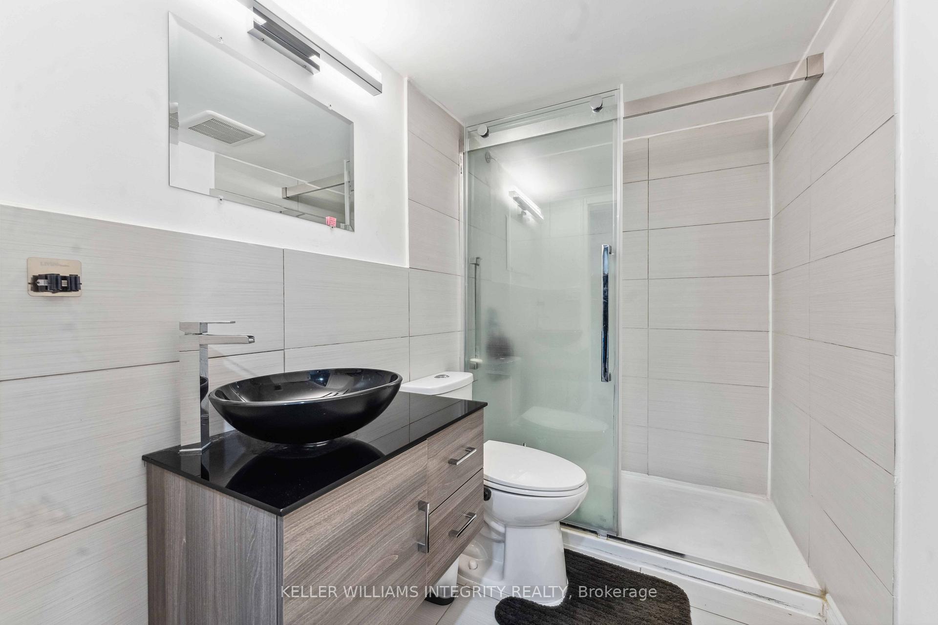 Photo 33 of 100 Westphalian Avenue, Ottawa, Kanata - Emerald Meadows/Trailwest — HOMEH