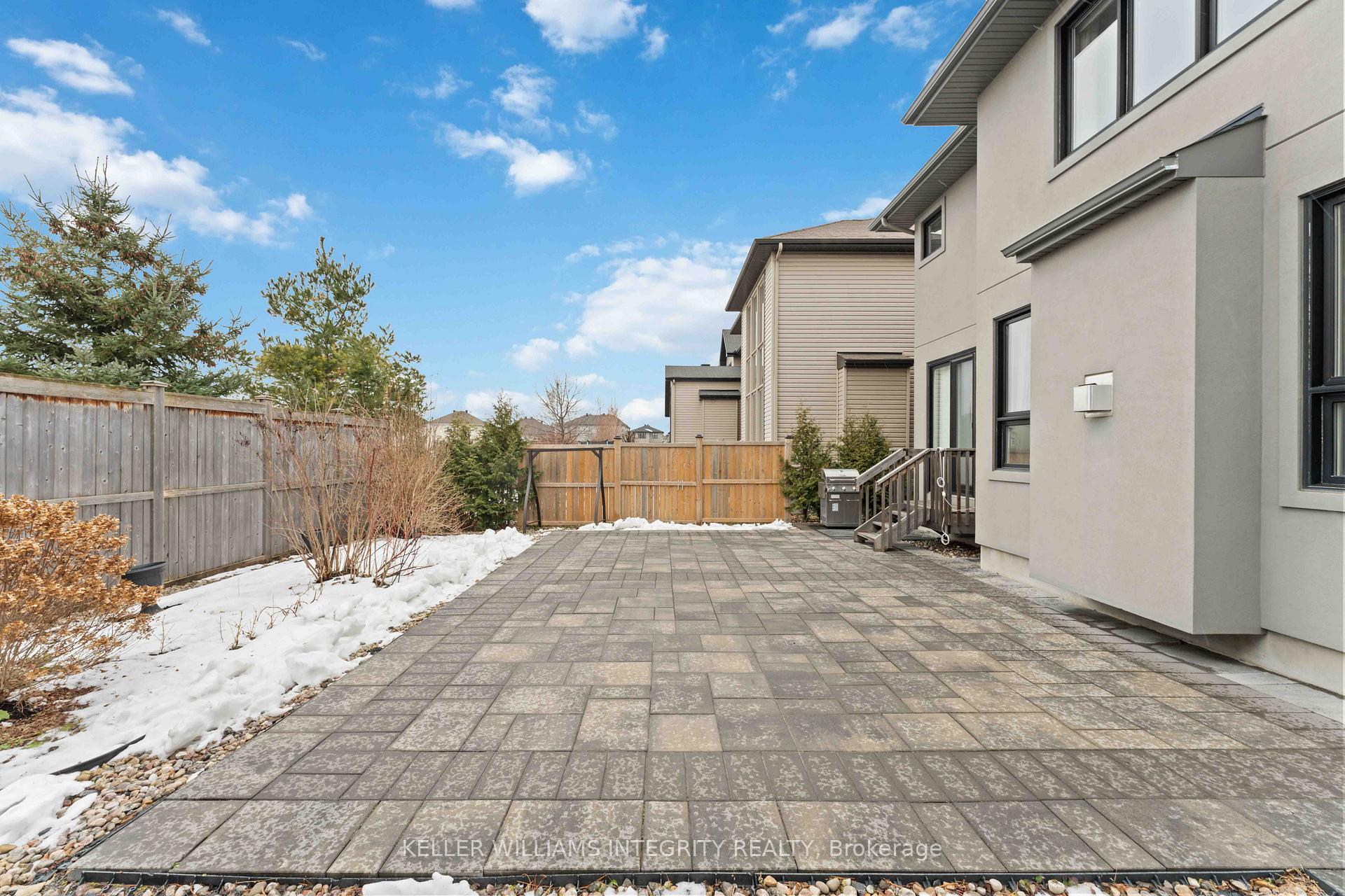 Photo 36 of 100 Westphalian Avenue, Ottawa, Kanata - Emerald Meadows/Trailwest — HOMEH