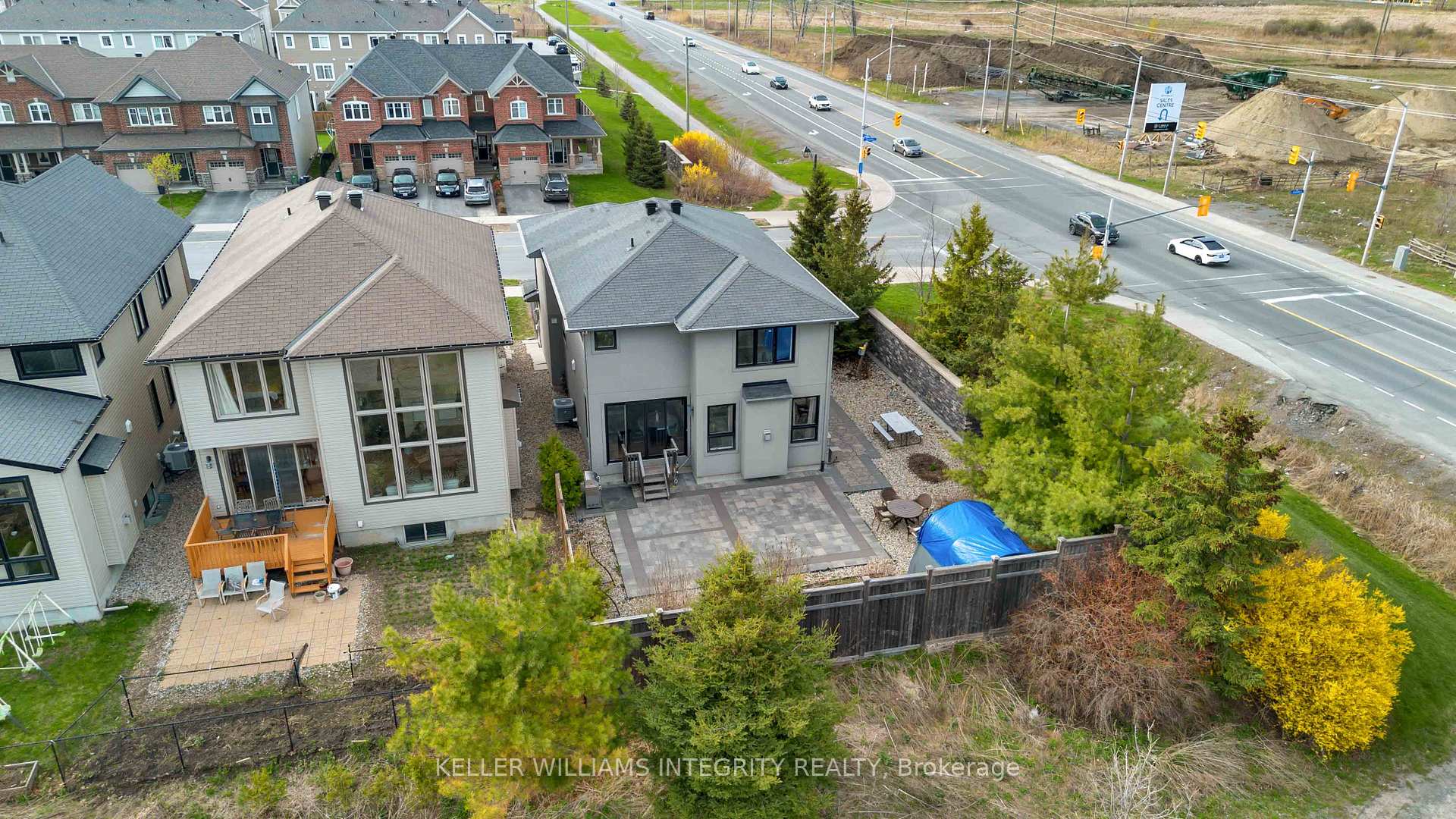 Photo 39 of 100 Westphalian Avenue, Ottawa, Kanata - Emerald Meadows/Trailwest — HOMEH