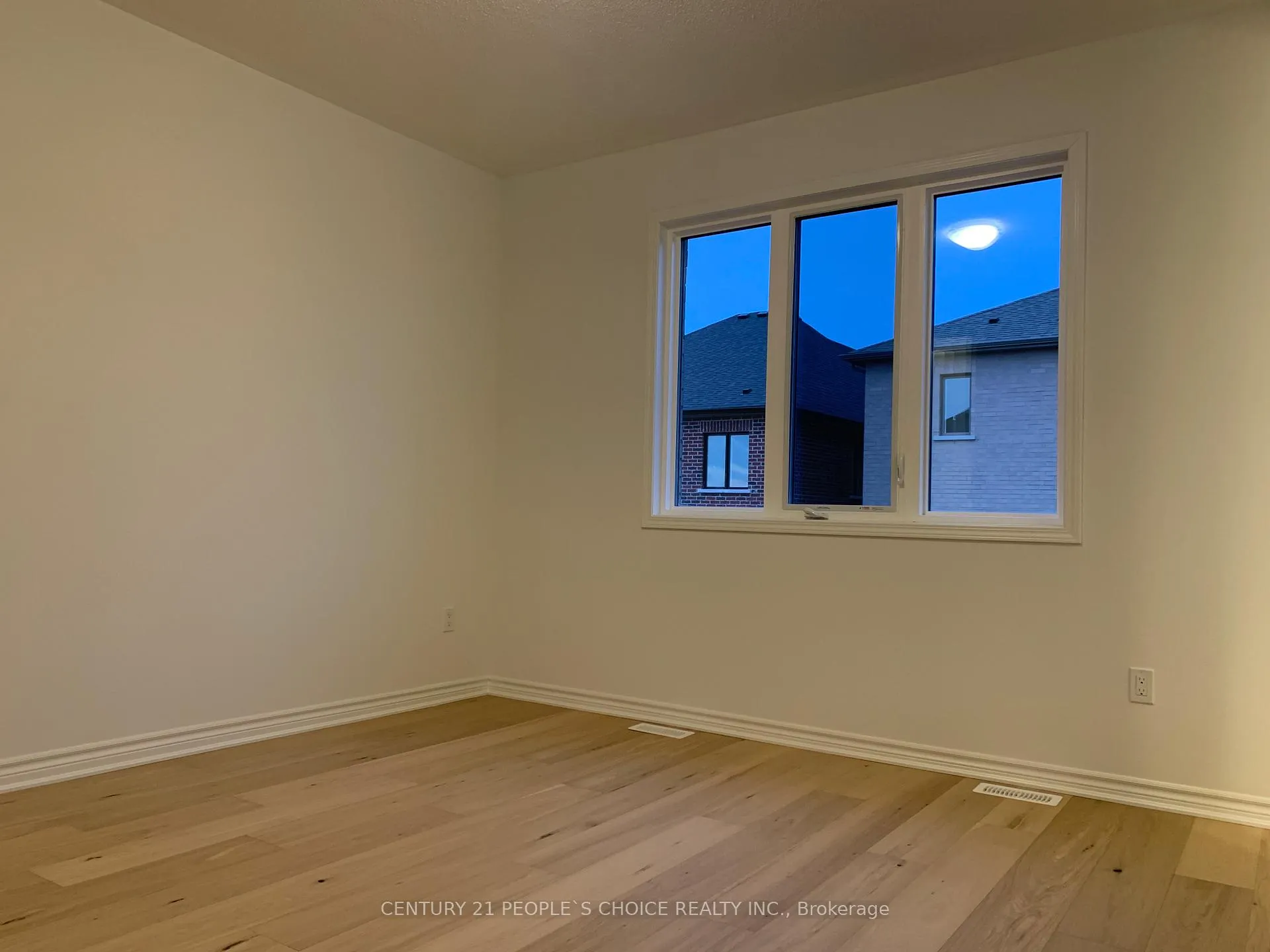 Photo 27 of 262 Marigold Court, Milton, Walker — HOMEH