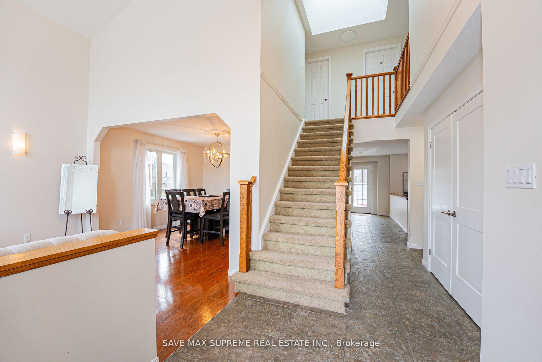 Photo 6 of 39 Wagon Street, Kitchener — HOMEH