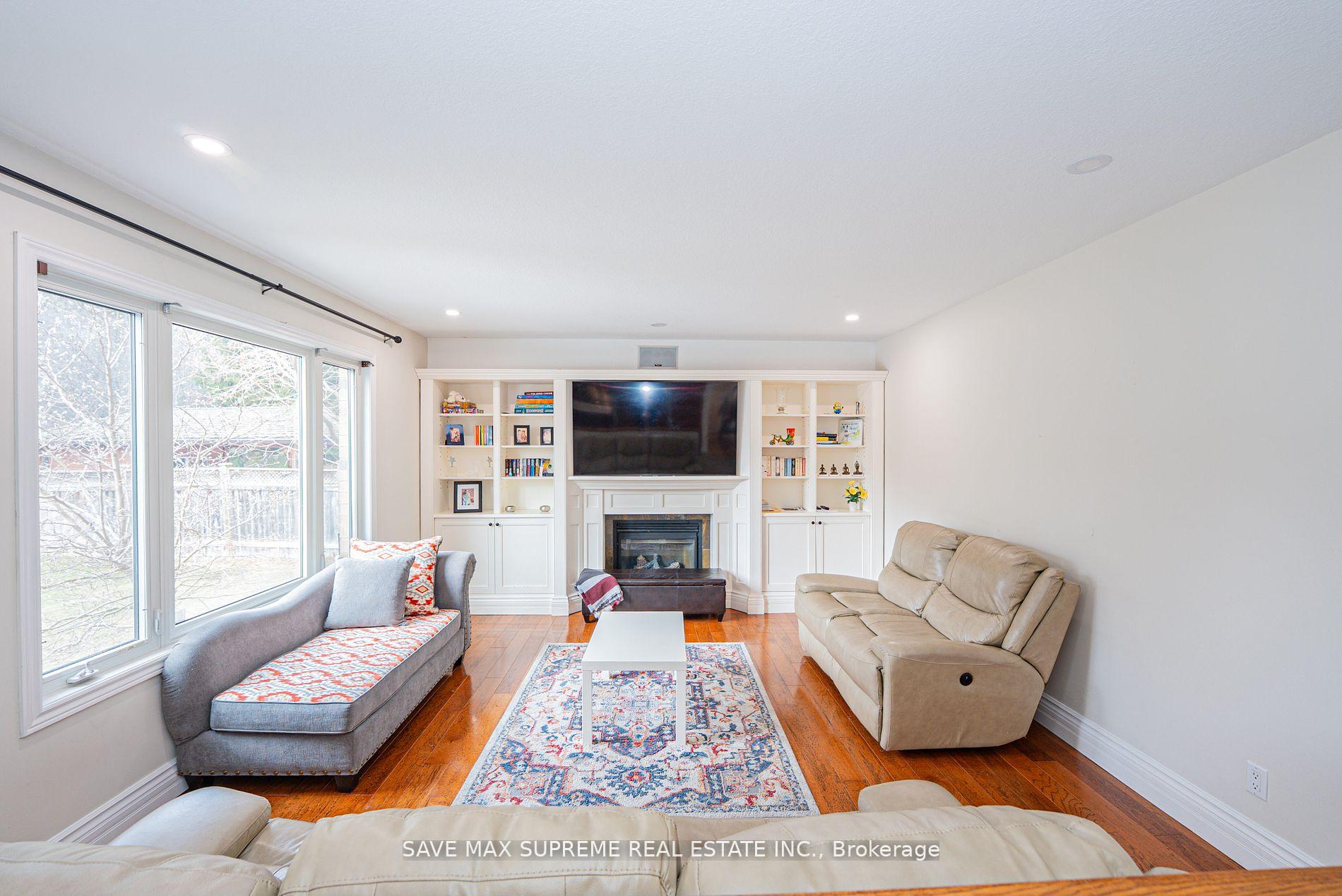 Photo 15 of 39 Wagon Street, Kitchener — HOMEH