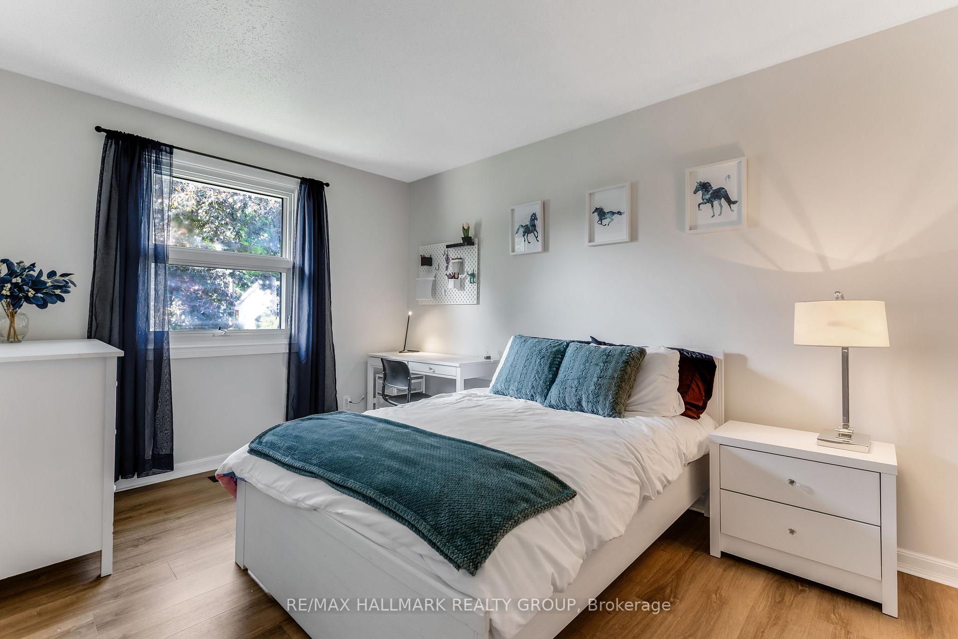 Photo 20 of 102 Coburn Avenue, Ottawa, Kanata - Glencairn/Hazeldean — HOMEH