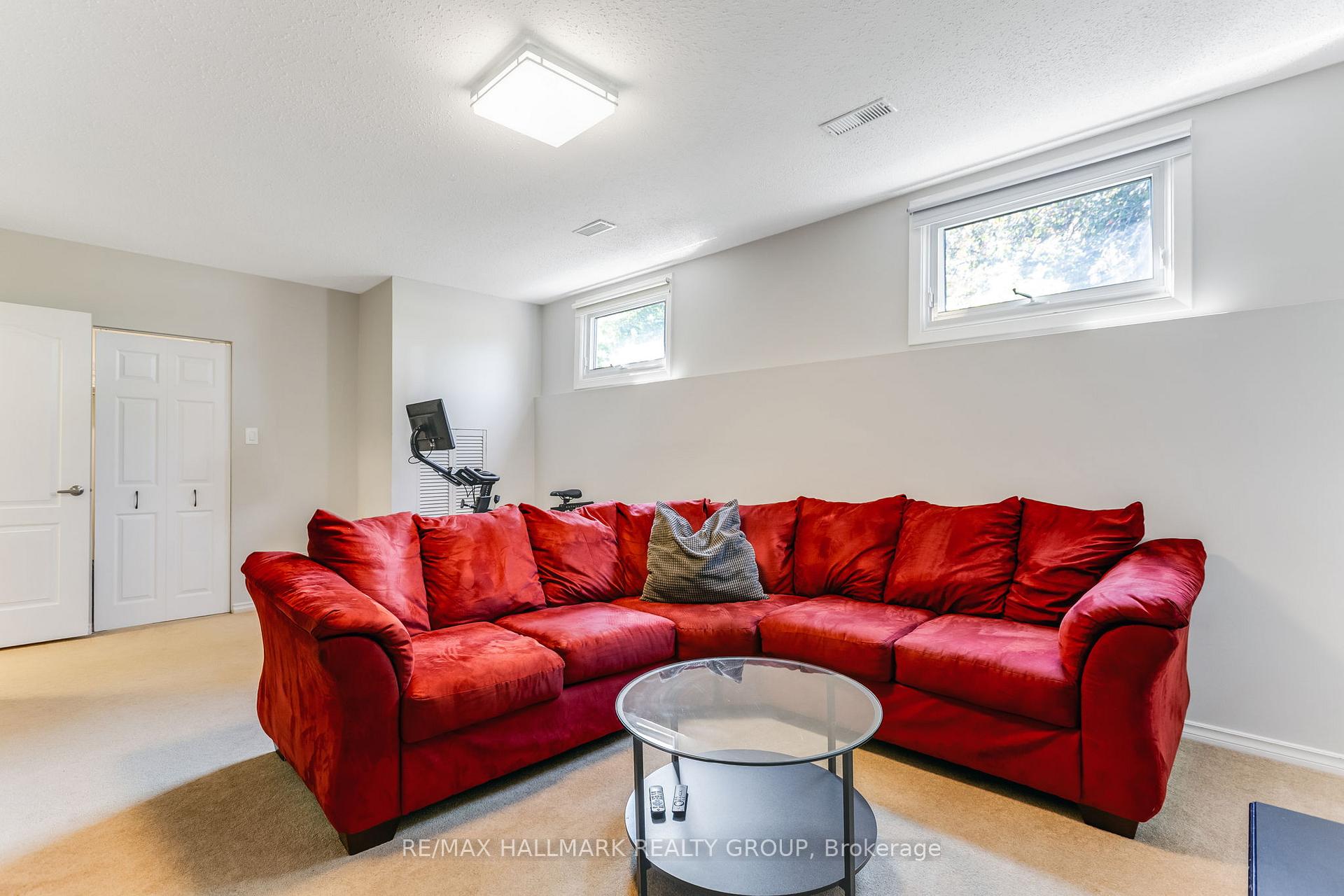 Photo 26 of 102 Coburn Avenue, Ottawa, Kanata - Glencairn/Hazeldean — HOMEH