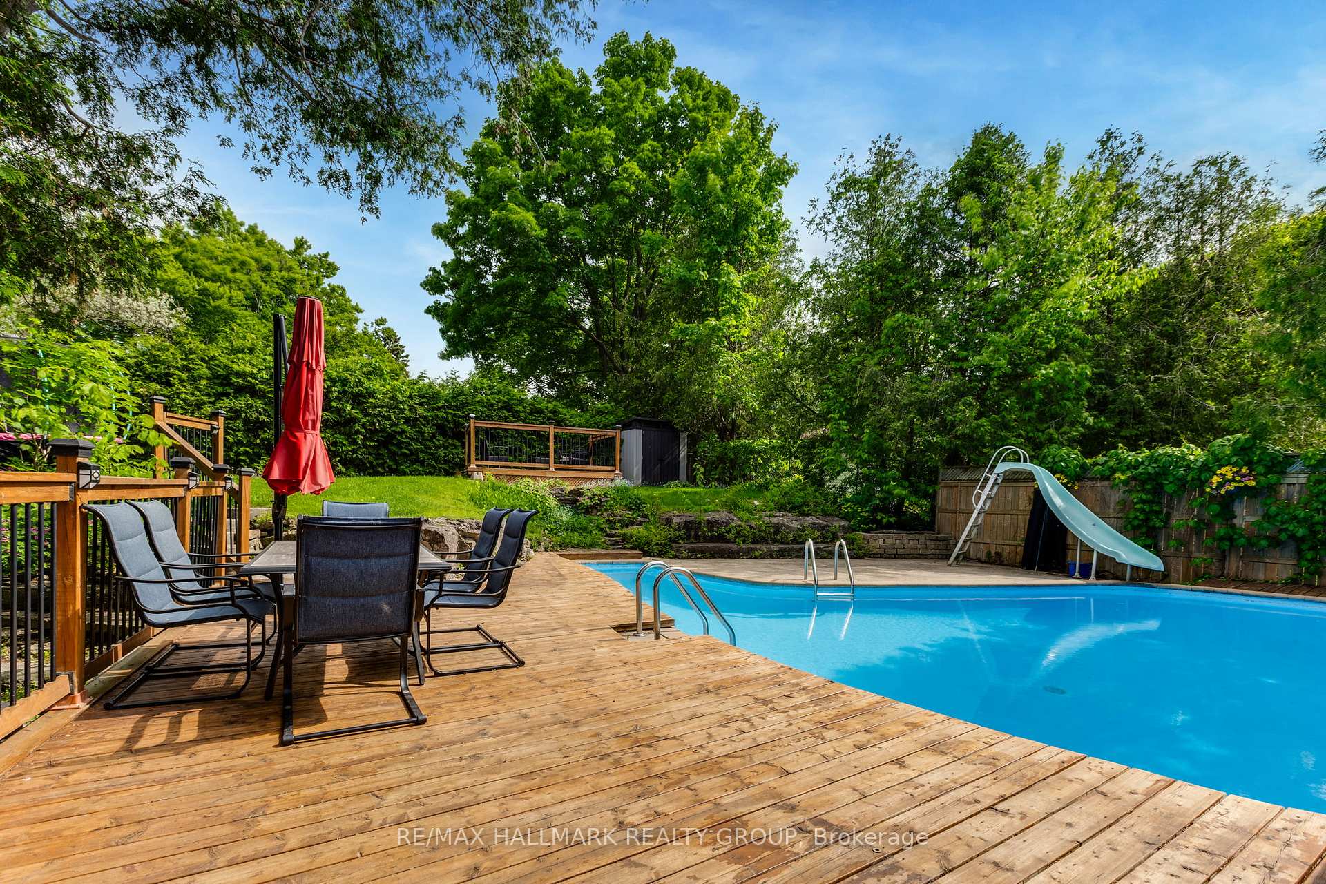 Photo 34 of 102 Coburn Avenue, Ottawa, Kanata - Glencairn/Hazeldean — HOMEH