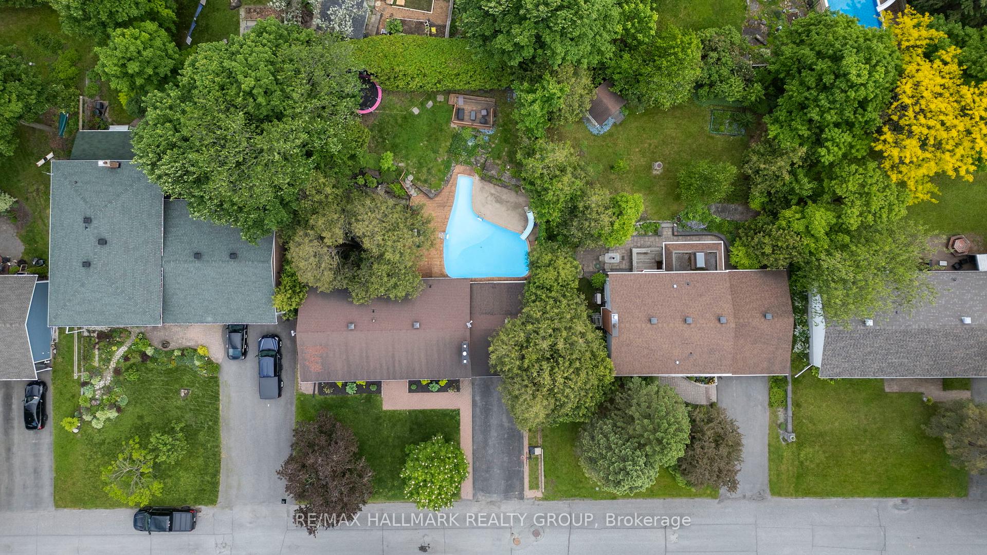 Photo 47 of 102 Coburn Avenue, Ottawa, Kanata - Glencairn/Hazeldean — HOMEH