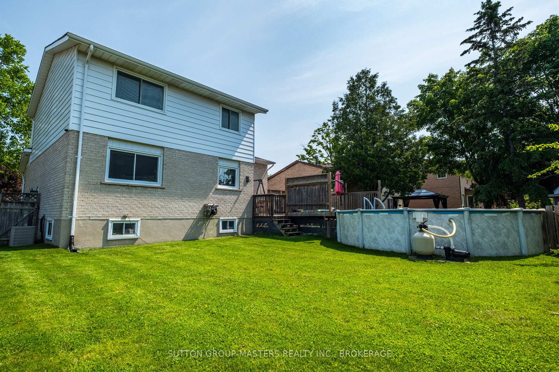 Photo 3 of 917 Atwood Place, Kingston, North of Taylor-Kidd Blvd — HOMEH
